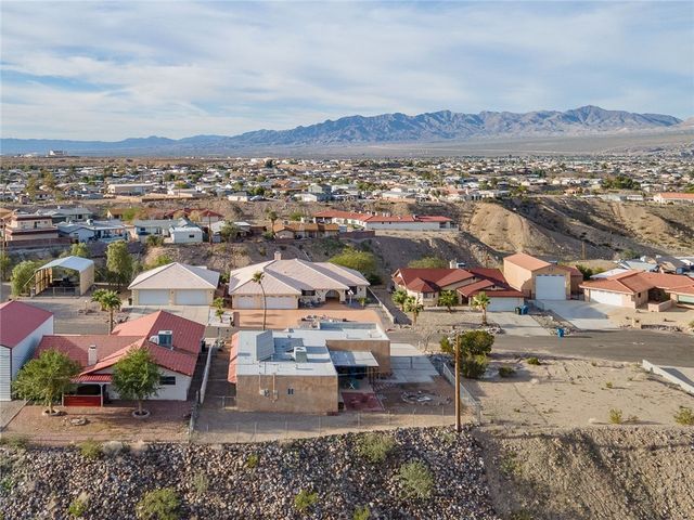 1861 Arcadia Bay, Bullhead City, AZ 86442