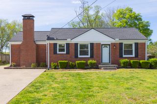 2912 Leatherwood Dr, Nashville, TN 37214