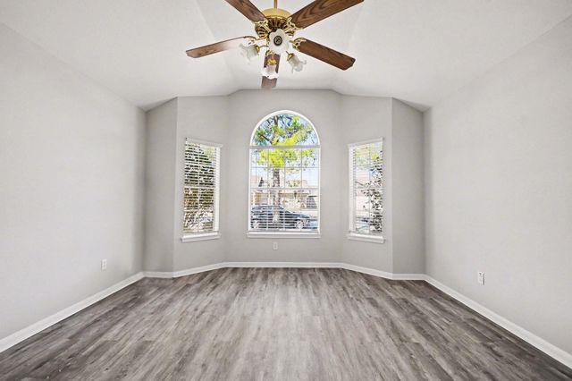 9478 Carmalee Street, Houston, TX 77075