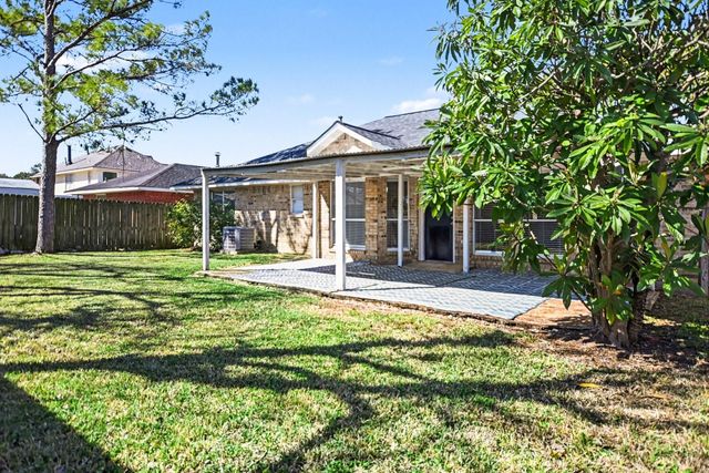 9478 Carmalee Street, Houston, TX 77075