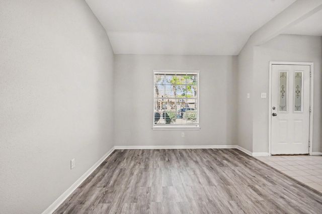 9478 Carmalee Street, Houston, TX 77075