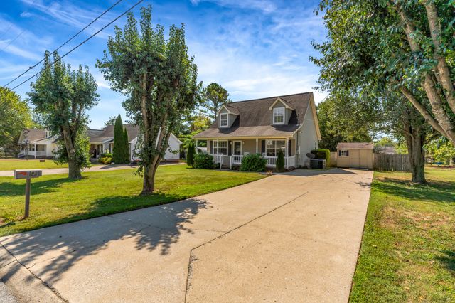 191 E Morris Dr, Gallatin, TN 37066
