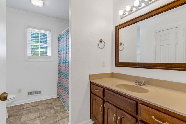 191 E Morris Dr, Gallatin, TN 37066