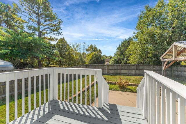 191 E Morris Dr, Gallatin, TN 37066