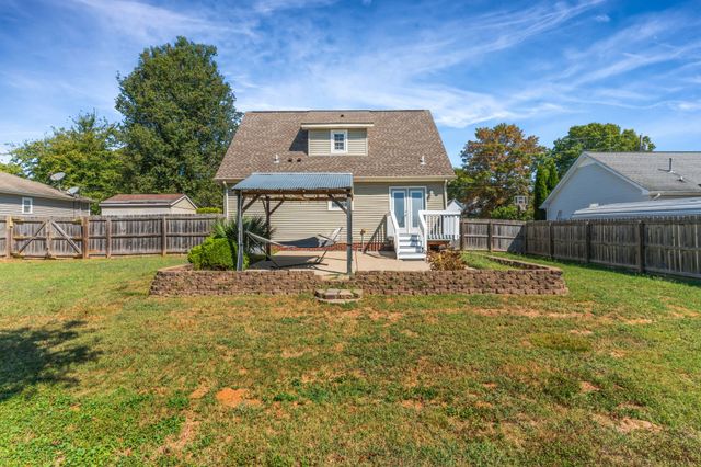 191 E Morris Dr, Gallatin, TN 37066
