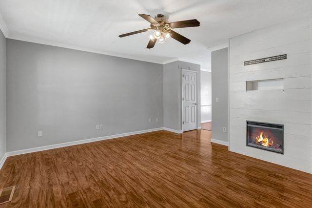 191 E Morris Dr, Gallatin, TN 37066