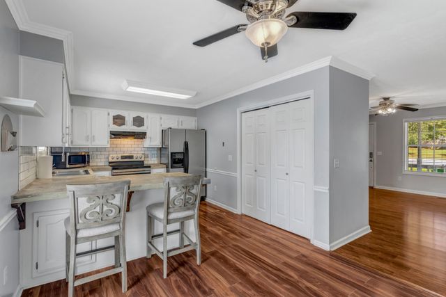 191 E Morris Dr, Gallatin, TN 37066