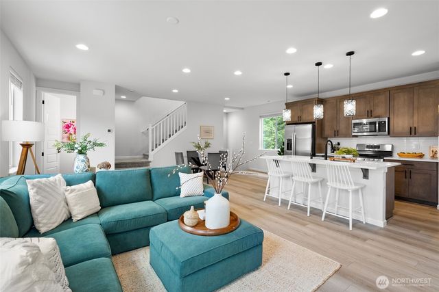 6468 Halyard Circle SE, Port Orchard, WA 98367