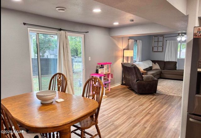 204 2nd St Street, Sarcoxie, MO 64862