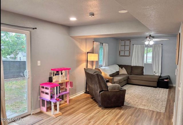 204 2nd St Street, Sarcoxie, MO 64862