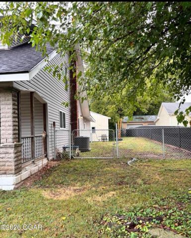 204 2nd St Street, Sarcoxie, MO 64862