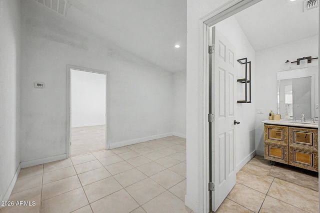 3623 W MCKINLEY Street, Phoenix, AZ 85009