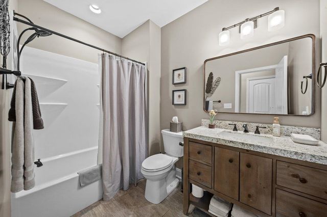 383 Island Green Lane, Inman, SC 29349