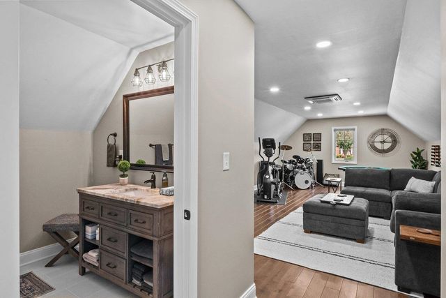 383 Island Green Lane, Inman, SC 29349