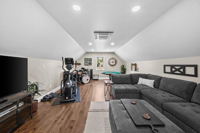 383 Island Green Lane, Inman, SC 29349