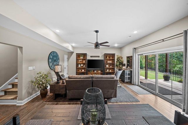 383 Island Green Lane, Inman, SC 29349
