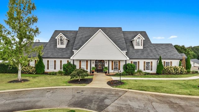 383 Island Green Lane, Inman, SC 29349