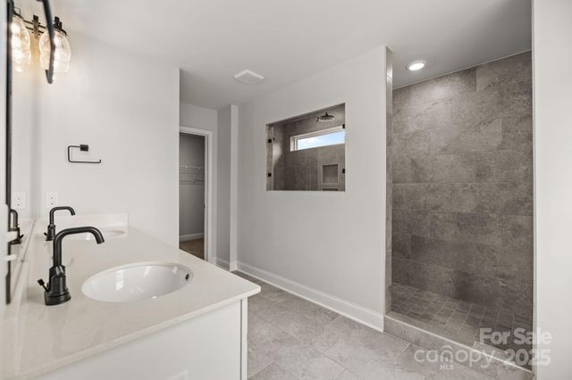 4013 Grommet Court, Matthews, NC 28105