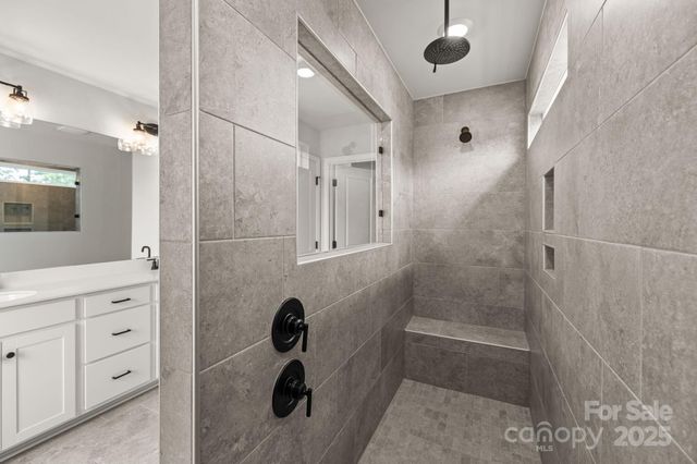 4013 Grommet Court, Matthews, NC 28105