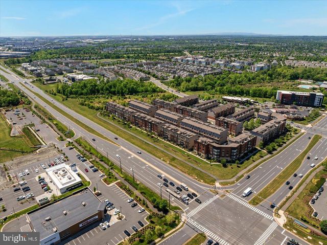 44824 TIVERTON SQ, Ashburn, VA 20147