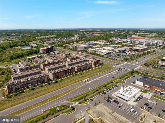 44824 TIVERTON SQ, Ashburn, VA 20147