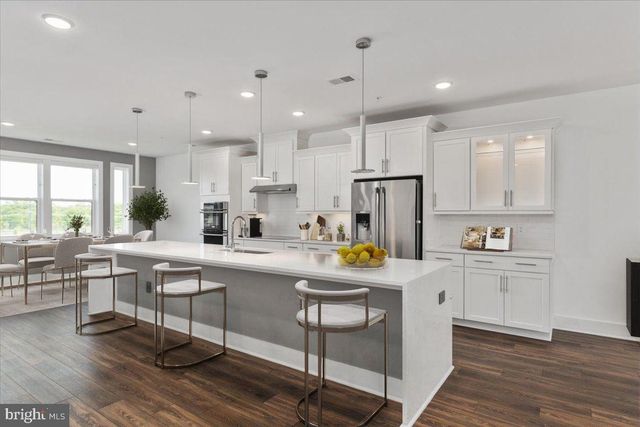 44824 TIVERTON SQ, Ashburn, VA 20147