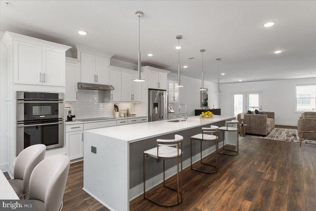 44824 TIVERTON SQ, Ashburn, VA 20147