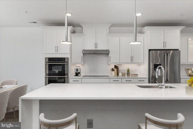 44824 TIVERTON SQ, Ashburn, VA 20147