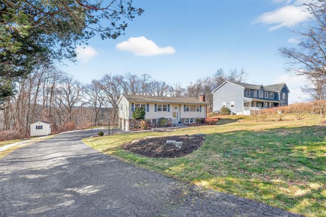 34 Lindy Drive, Carmel, NY 10512