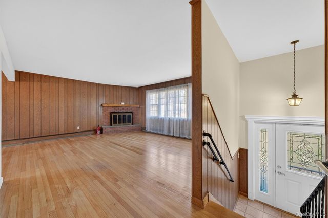 34 Lindy Drive, Carmel, NY 10512