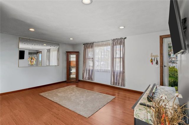 180 Highland Street, Cranston, RI 02920