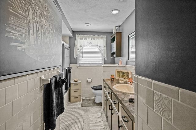 180 Highland Street, Cranston, RI 02920