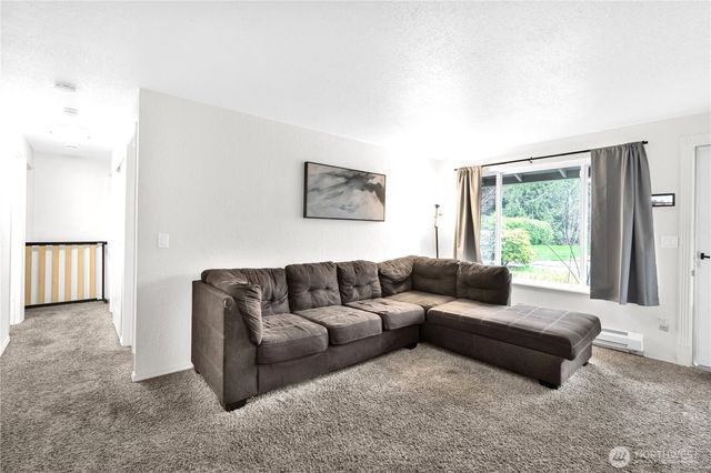 7009 181st Avenue E, Bonney Lake, WA 98391