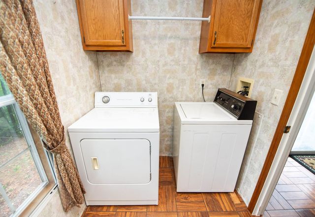 406 Hillside Drive, Inman, SC 29349