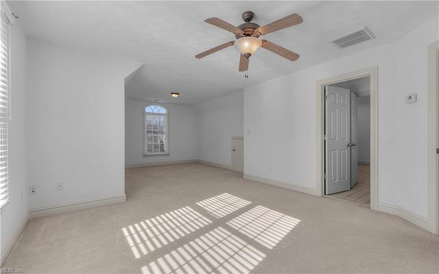 1621 Water View CIR, Chesapeake, VA 23322