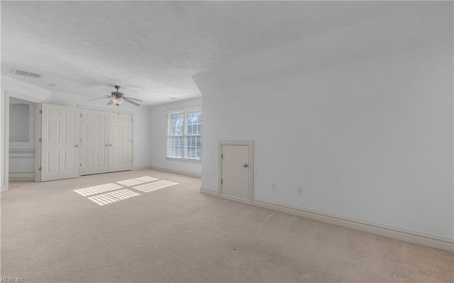 1621 Water View CIR, Chesapeake, VA 23322