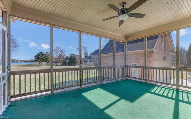 1621 Water View CIR, Chesapeake, VA 23322