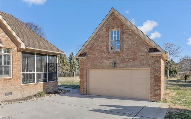 1621 Water View CIR, Chesapeake, VA 23322