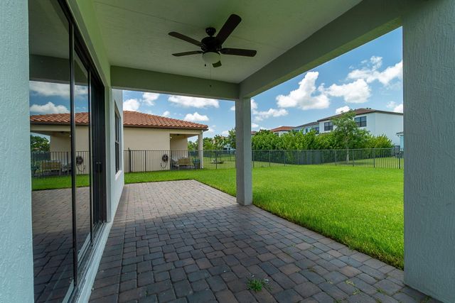 5447 Starfish Road, Westlake, FL 33470