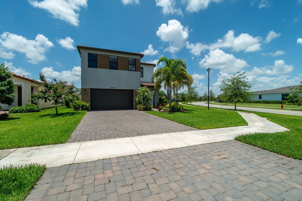 5447 Starfish Road, Westlake, FL 33470
