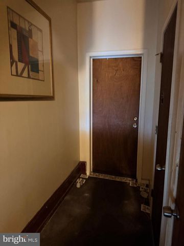 2117 W HUNTING PARK AVE, Philadelphia, PA 19140