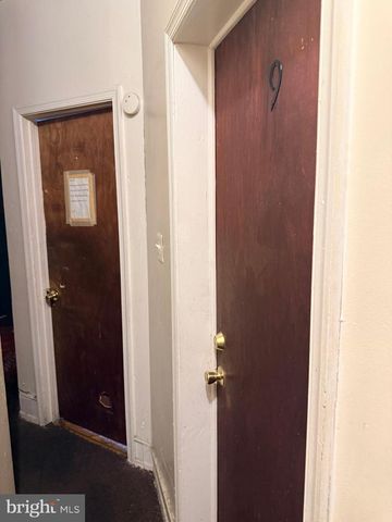 2117 W HUNTING PARK AVE, Philadelphia, PA 19140