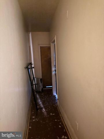 2117 W HUNTING PARK AVE, Philadelphia, PA 19140