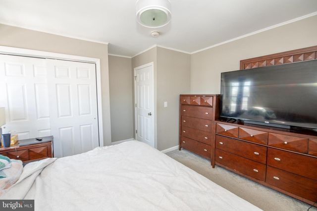 802 W FRONT ST, Florence, NJ 08518