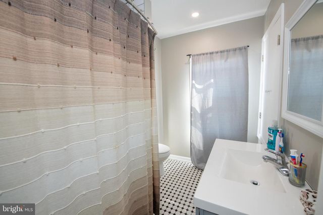 802 W FRONT ST, Florence, NJ 08518