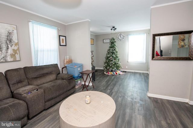 802 W FRONT ST, Florence, NJ 08518