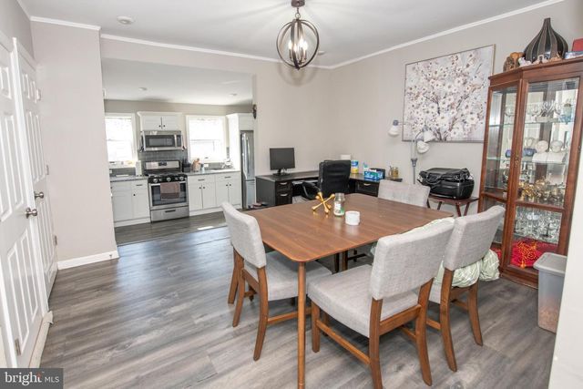 802 W FRONT ST, Florence, NJ 08518