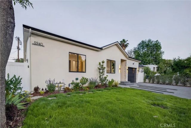 5940 Shoshone, Encino, CA 91316