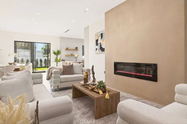 5940 Shoshone, Encino, CA 91316