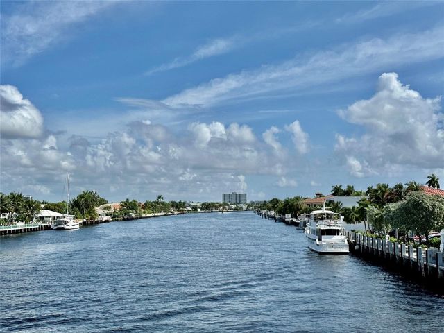 3220 Oleander Way, Lauderdale-By-The-Sea, Pompano Beach, FL 33062